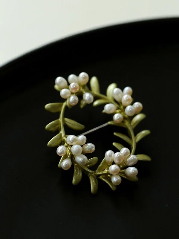 Peach Blossom Wreath Brooch