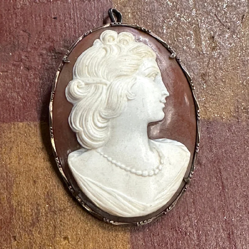 Vintage Sterling Silver Hand Carved Shell Cameo Brooch Pendant