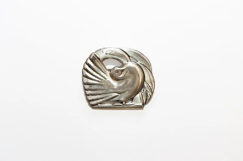 McCLELLAND BARCLAY Sterling Silver Repoussé Art Deco Dove Brooch, with back