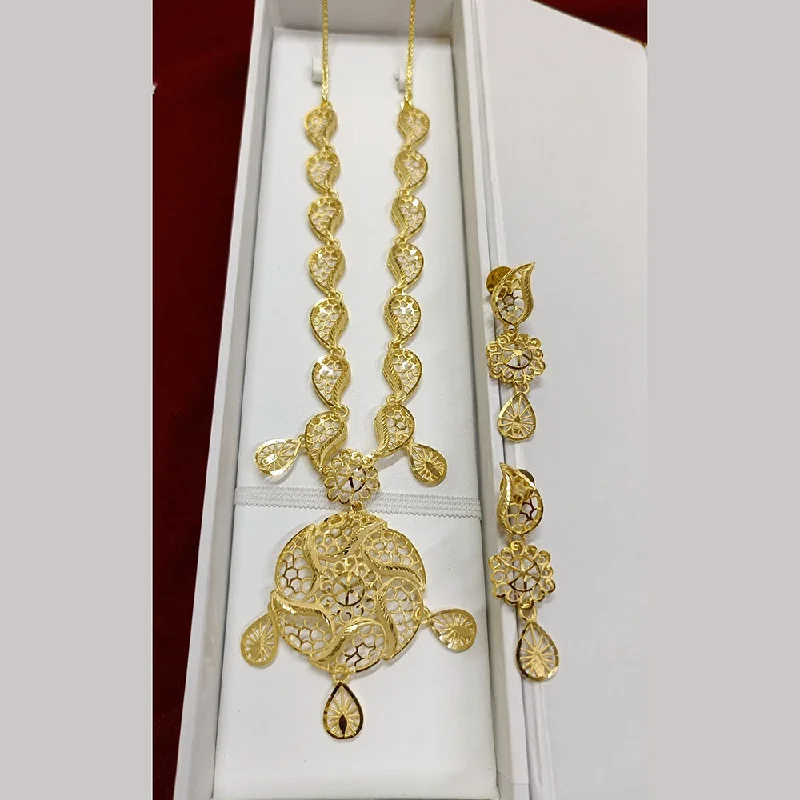 Pari Art Jewellery Forming Necklace Set