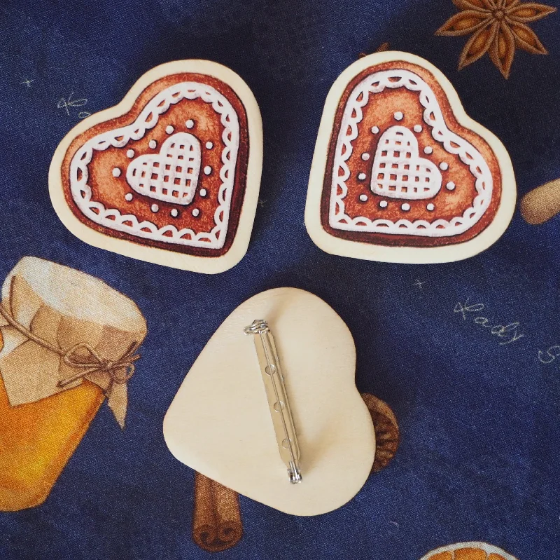 Instant Shipping! Winter Spiced Gingerbread Cookie Pin