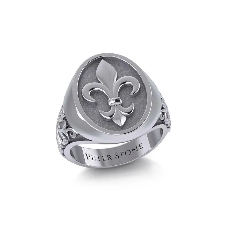 Fleur de lis Signet Men Sterling Silver Ring TRI1969