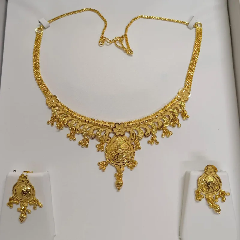 Pari Art Jewellery Forming Necklace Set