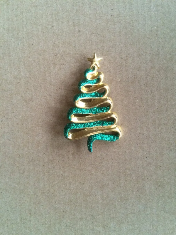 Danecraft Signed Large Vintage Green Glitter Gold Tone Christmas Tree Brooch Pin